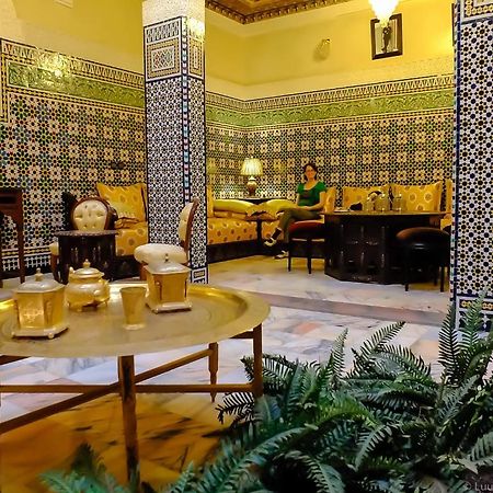 Dar Al Madina Al Kadima Hotel Fez Bagian luar foto